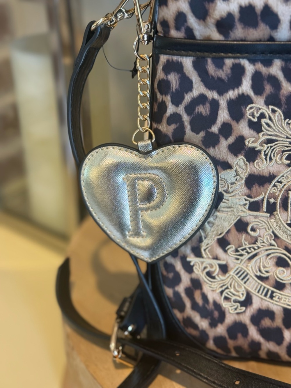 PARIS HILTON BNWT Leopard Embroidered Crossbody Bag - (Brown Leopard) - Picture 3 of 6